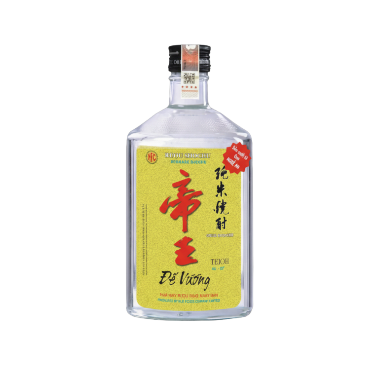 Shochu Teioh Gold 750ml bottle